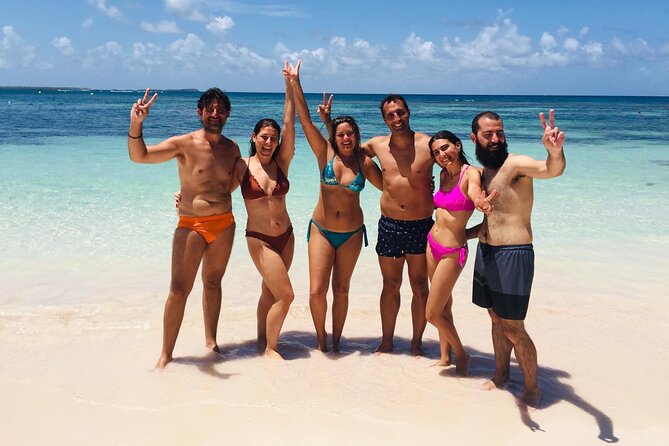 6-Hours Tour East Coast of Antigua: Stingray City, Lunch & Beach - Long Bay for sand and snorkeling