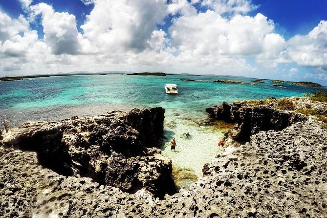 Adventure Antigua - Eli's Original Eco Tour - The crew is a major part of the experience