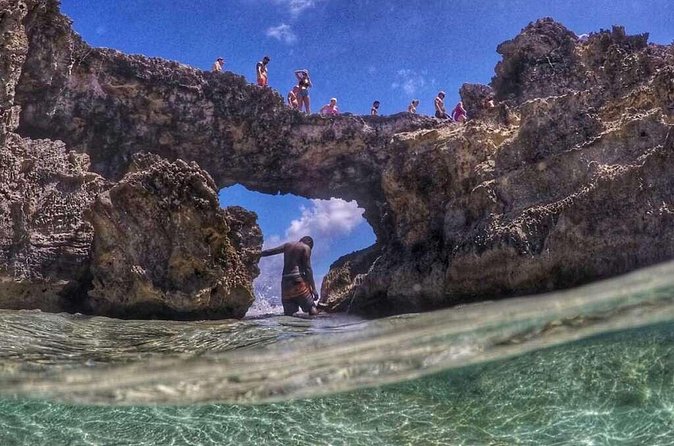 Adventure Power Boat Tour Antigua and Private Laviscount Island - Is $198.59 a fair price?