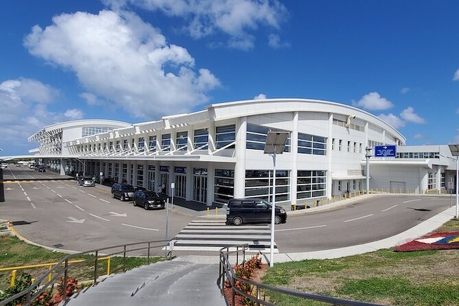 Antigua Roundtrip Airport Transfer - From V.C. Bird Airport to your Antigua base