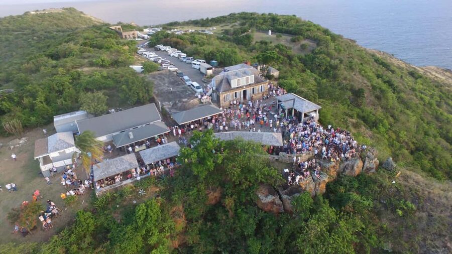 Antigua: Shirley Heights Sunset Party Transfer - Kalypso, reggae, and pop after dark