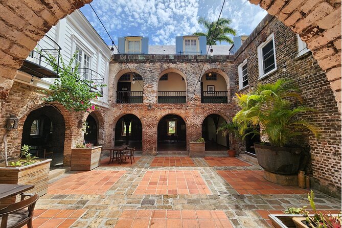 Half Day Historical Tour in Antigua with Beach - What the guides add to the morning