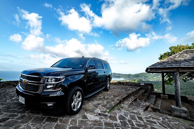Luxury Airport transfer from or to Antigua Airport - Meeting your driver at V.C. Bird International Airport