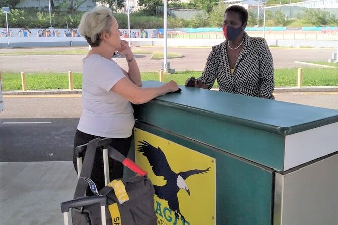 Round-Trip Transfer between Antigua Airport and Antigua Hotels - Why Pre-Booking Makes Arrival Easier
