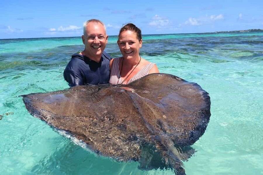 St. John's; Combo Laviscount Island & Swimming with Stingray - The St. John’s drive adds useful context
